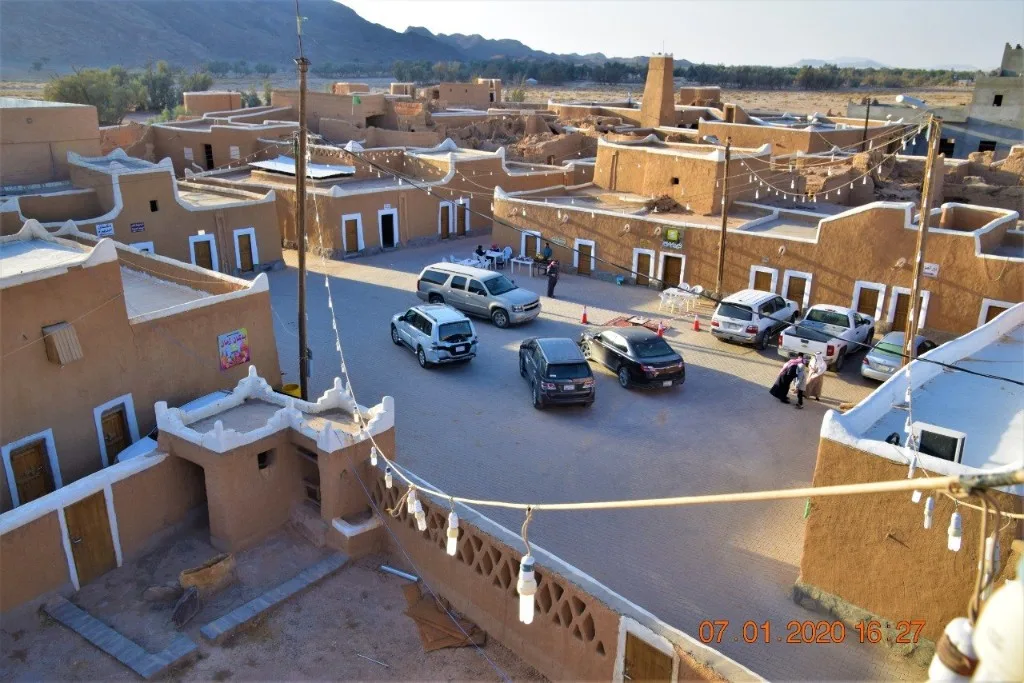 قرية الشعراء التراثية — عميل هضاب للالعاب النارية